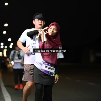Runner Photo 7677086