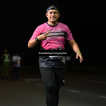 Runner Photo 7677107