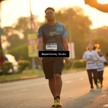Runner Photo 7677108