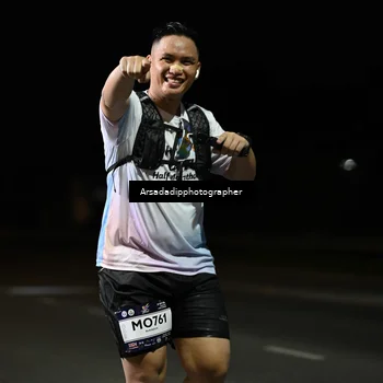 Runner Photo 7677117