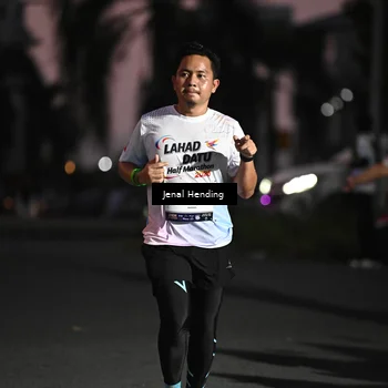 Runner Photo 7677158