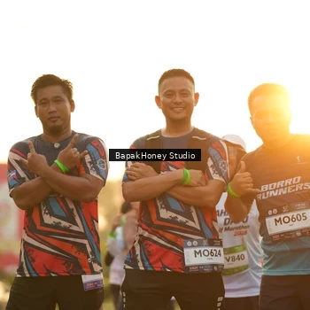 Runner Photo 7677159
