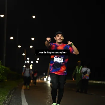 Runner Photo 7677161