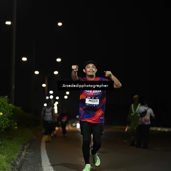 Runner Photo 7677166