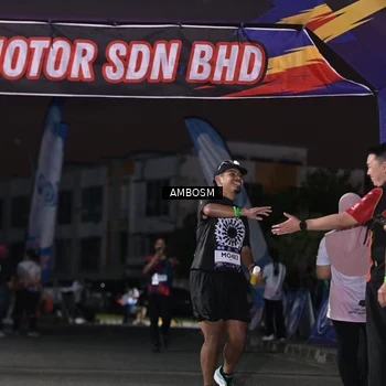 Runner Photo 7677191