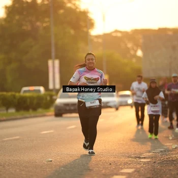 Runner Photo 7677192