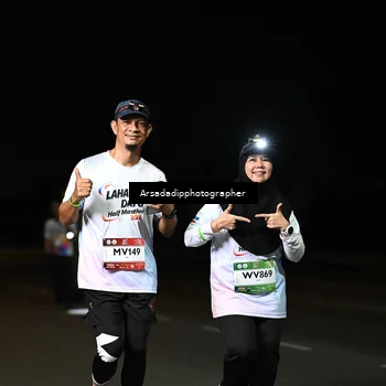Runner Photo 7677195