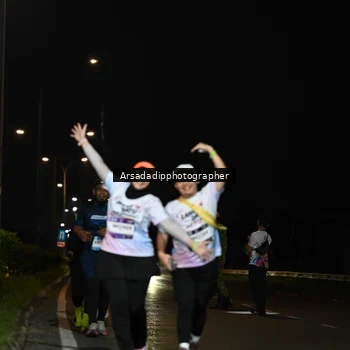 Runner Photo 7677196