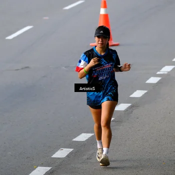 Runner Photo 7677203