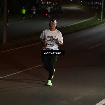 Runner Photo 7677204