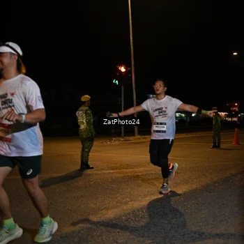 Runner Photo 7677208