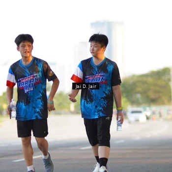 Runner Photo 7677215