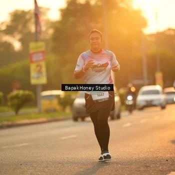 Runner Photo 7677220
