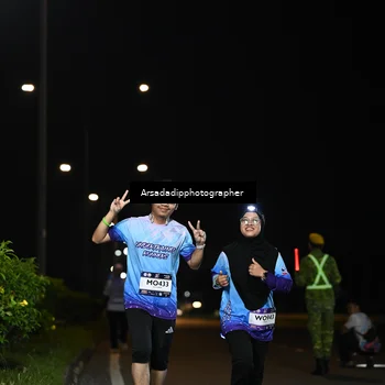 Runner Photo 7677237