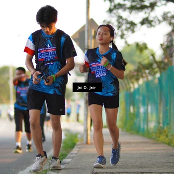Runner Photo 7677240