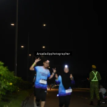 Runner Photo 7677242