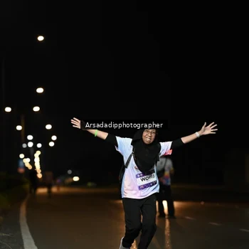 Runner Photo 7677258