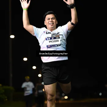 Runner Photo 7677265