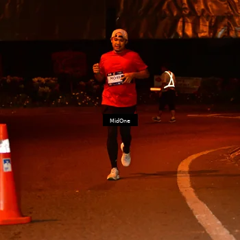 Runner Photo 7677276