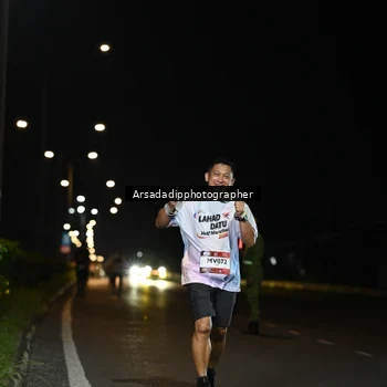Runner Photo 7677286