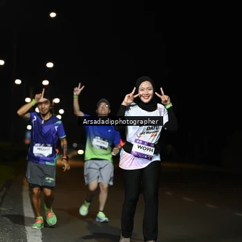 Runner Photo 7677295