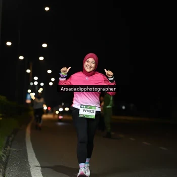 Runner Photo 7677322