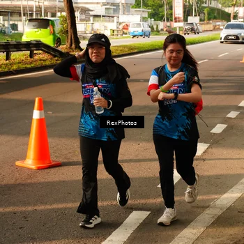 Runner Photo 7677333