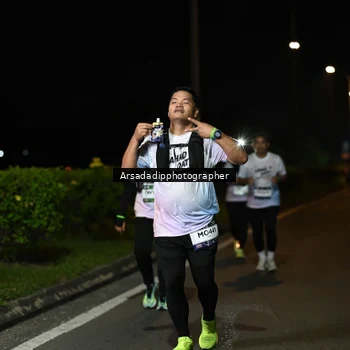 Runner Photo 7677334