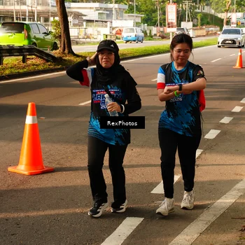 Runner Photo 7677338