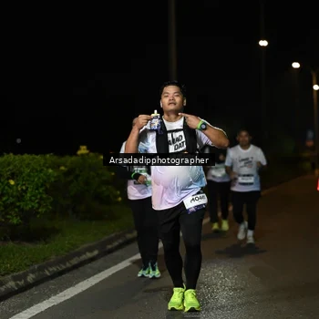 Runner Photo 7677355