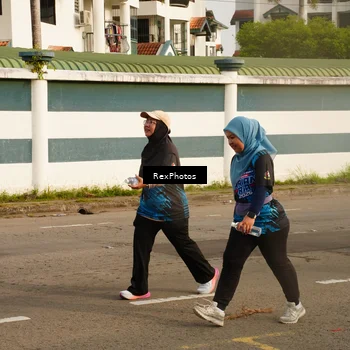 Runner Photo 7677361