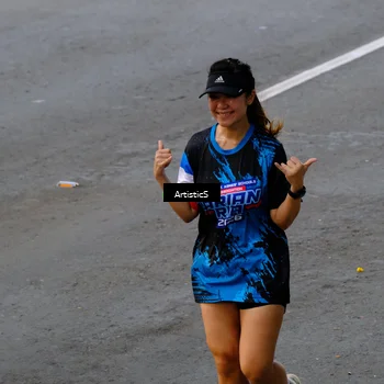 Runner Photo 7677363
