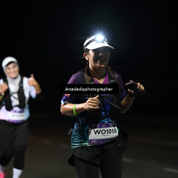 Runner Photo 7677369