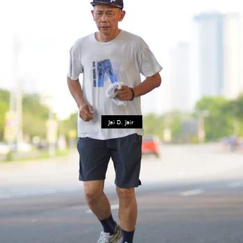 Runner Photo 7677377