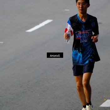Runner Photo 7677385