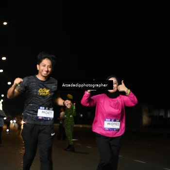 Runner Photo 7677411
