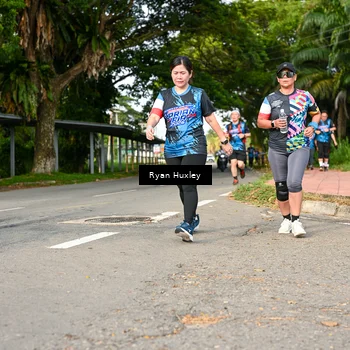 Runner Photo 7677419