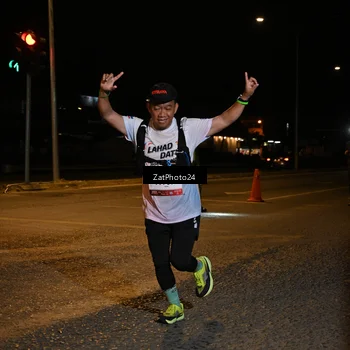 Runner Photo 7677448