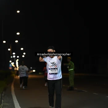 Runner Photo 7677453