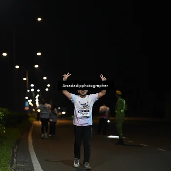 Runner Photo 7677456