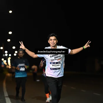 Runner Photo 7677469