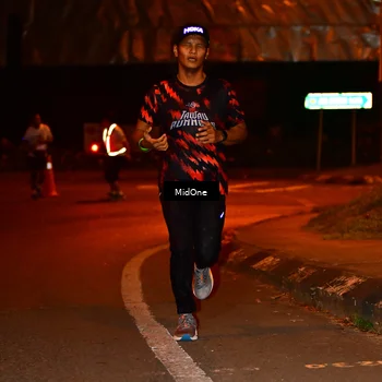 Runner Photo 7677474