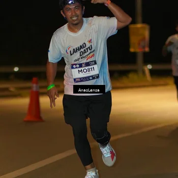 Runner Photo 7677481
