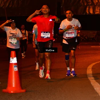 Runner Photo 7677491
