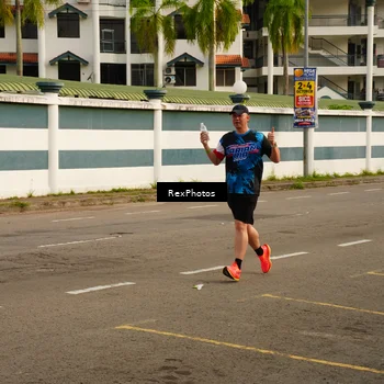 Runner Photo 7677507
