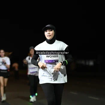 Runner Photo 7677508