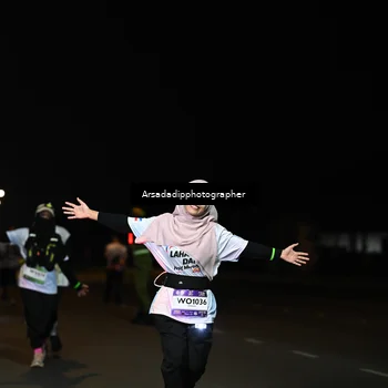 Runner Photo 7677514