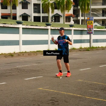 Runner Photo 7677516