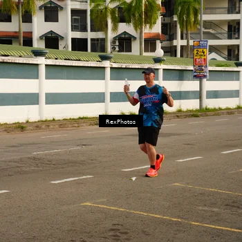 Runner Photo 7677528