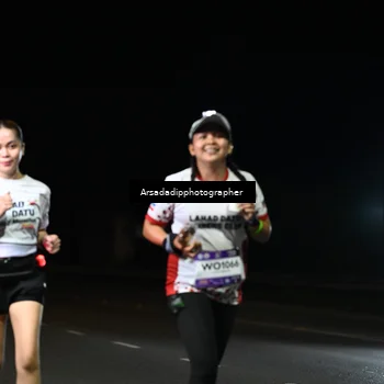 Runner Photo 7677530